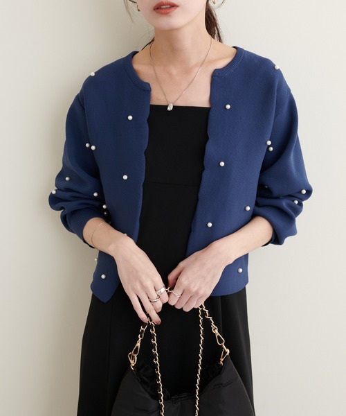 natural couture(ナチュラルクチュール)の「【Web限定】パールドットスカラップカーデ(カーディガン/ボレロ・レディース・モカ/ネイビー/レッド/アイボリー/グレイッシュベージュ/ブラック・FREE)」の5枚目の写真