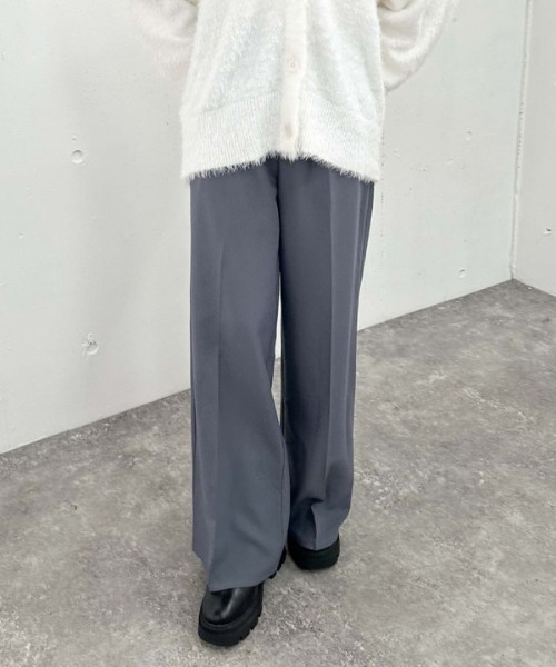 archives（アルシーヴ）の「ポイントチャームタックスラックス（スラックス・レディース・ブラック/ブラウン/グレー/ベージュ・MEDIUM）」の2枚目の写真