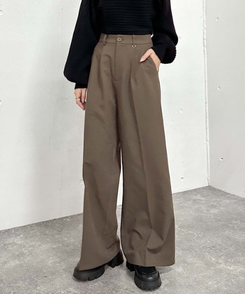 archives（アルシーヴ）の「ポイントチャームタックスラックス（スラックス・レディース・ブラック/ブラウン/グレー/ベージュ・MEDIUM）」の6枚目の写真