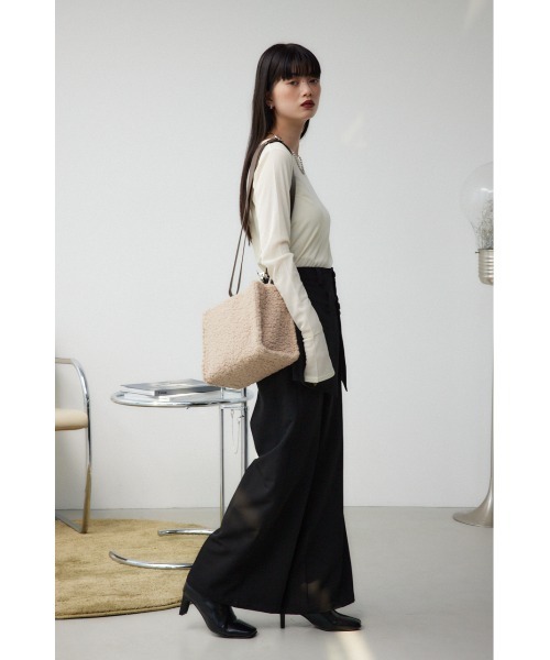 AZUL by moussy（アズールバイマウジー）の「ナローハンドルボアミニトートバッグ（トートバッグ・レディース・ベージュ/アイボリー/ブラック・FREE）」の14枚目の写真