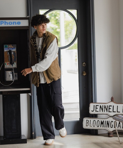 niko and...（ニコアンド）の「TCナイロンカーゴパンツ（カーゴパンツ・メンズ・カーキ/ブラック・MEDIUM/LARGE）」の4枚目の写真