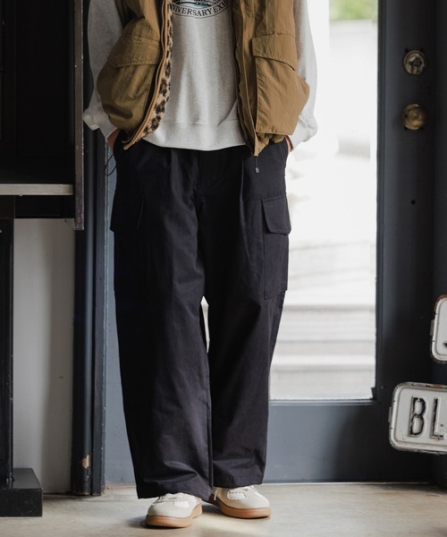 niko and...（ニコアンド）の「TCナイロンカーゴパンツ（カーゴパンツ・メンズ・カーキ/ブラック・MEDIUM/LARGE）」の5枚目の写真