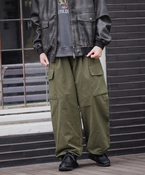 niko and...（ニコアンド）の「TCナイロンカーゴパンツ（カーゴパンツ・メンズ・カーキ/ブラック・MEDIUM/LARGE）」の15枚目の写真