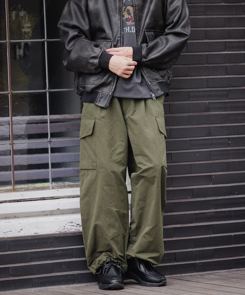niko and...（ニコアンド）の「TCナイロンカーゴパンツ（カーゴパンツ・メンズ・カーキ/ブラック・MEDIUM/LARGE）」の16枚目の写真