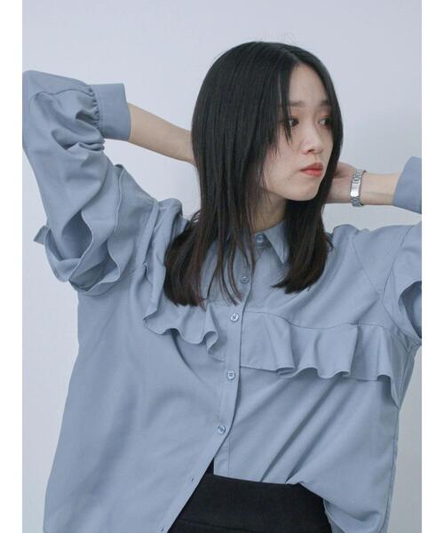 Samansa Mos2 blue（サマンサモスモスブルー）の「フリルシャツ（シャツ/ブラウス・レディース・オフホワイト/ブルー/ブラック・F）」の3枚目の写真
