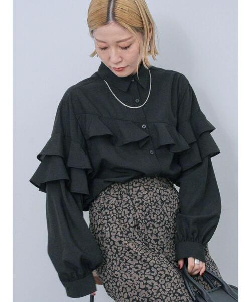 Samansa Mos2 blue（サマンサモスモスブルー）の「フリルシャツ（シャツ/ブラウス・レディース・オフホワイト/ブルー/ブラック・F）」の2枚目の写真