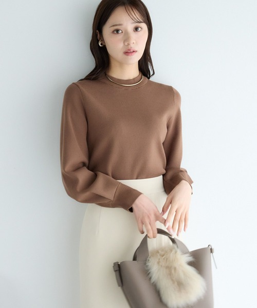 Andemiu（アンデミュウ）の「【WEB限定カラー】ソデボックスタックニット289949（ニット/セーター・レディース・イエロー/モカ/ブラック/アイボリー/ブラック系その他/グレー・FREE）」の8枚目の写真