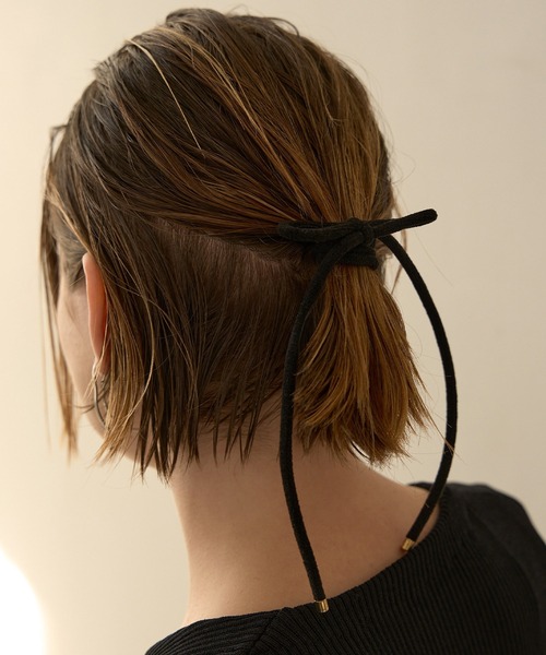 MIELI INVARIANT（ミエリインヴァリアント）の「Ribbon Tube Rubber（ヘアゴム・レディース・ブラウン/ブラック・FREE）」の2枚目の写真