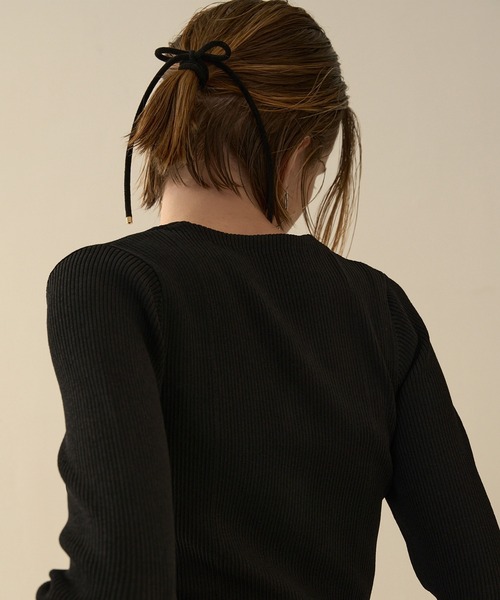 MIELI INVARIANT（ミエリインヴァリアント）の「Ribbon Tube Rubber（ヘアゴム・レディース・ブラウン/ブラック・FREE）」の6枚目の写真