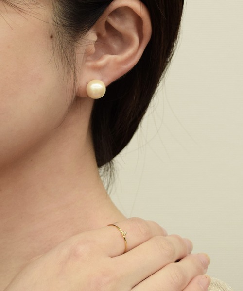 CALIN STANDARD(カリンスタンダード)の「◆金属アレルギー対応◆◆made in japan◆【痛くない】【落ちにくい】【ストレスフリーな着け心地】パール ループフィットイヤリング(イヤリング・レディース・ホワイト/アイボリー・FREE)」の3枚目の写真