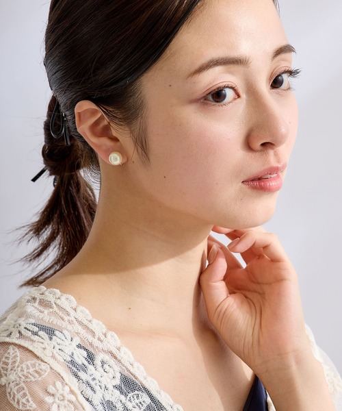 CALIN STANDARD(カリンスタンダード)の「◆金属アレルギー対応◆◆made in japan◆【痛くない】【落ちにくい】【ストレスフリーな着け心地】パール ループフィットイヤリング(イヤリング・レディース・ホワイト/アイボリー・FREE)」の6枚目の写真