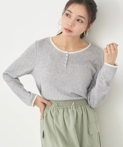 earth music&ecology(アースミュージックアンドエコロジー)の「アイレットジャカードタイトプルオーバー(Tシャツ/カットソー・レディース・グレー/ブルー/ピンク・FREE)」の16枚目の写真