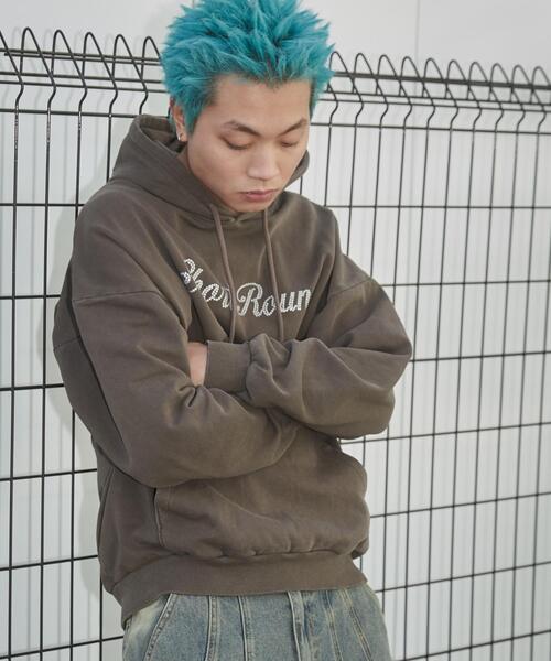 SHORT ROUND（ショートラウンド）の「SHORT ROUND/ピグメントラメグラフィックプルパーカー（パーカー・メンズ・ブラウン/スミクロ・LARGE/MEDIUM）」の9枚目の写真