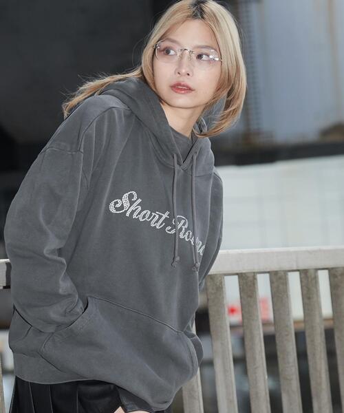 SHORT ROUND（ショートラウンド）の「SHORT ROUND/ピグメントラメグラフィックプルパーカー（パーカー・メンズ・ブラウン/スミクロ・LARGE/MEDIUM）」の10枚目の写真