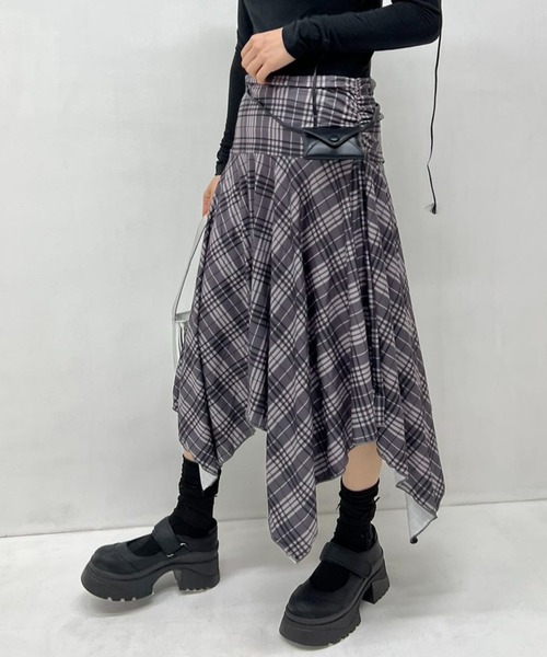 mebole(メボレ)の「アンバランスチェックスカート(スカート・レディース・グレー・FREE)」の2枚目の写真