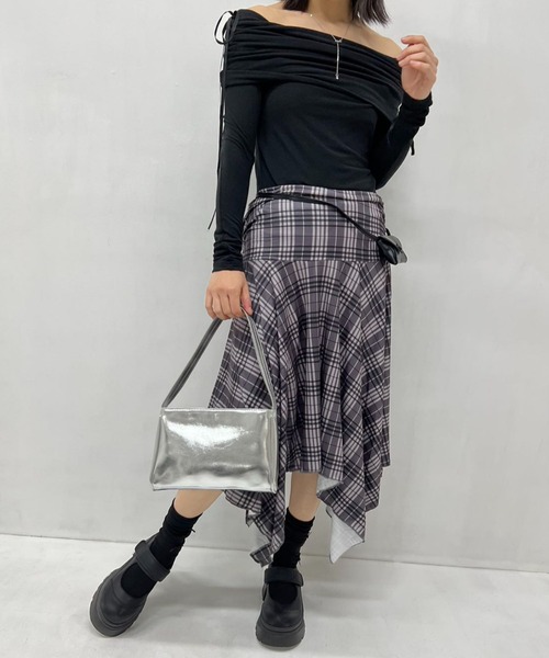 mebole(メボレ)の「アンバランスチェックスカート(スカート・レディース・グレー・FREE)」の13枚目の写真