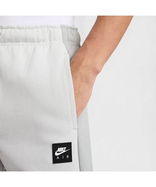 NIKE(ナイキ)の「ナイキ NIKE ナイキ エアフリース JGGE BFT パンツ(その他パンツ・メンズ・グレー/ブラック・S/M/L/LL/3L)」の15枚目の写真