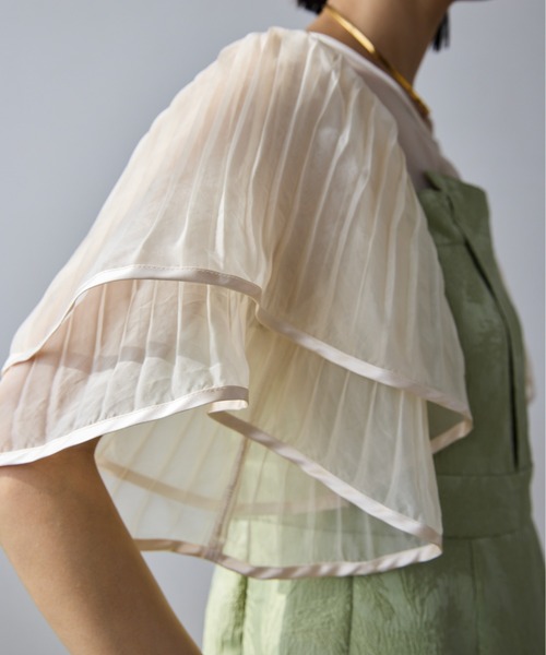 AIC.（エーアイシー）の「ラッフルスリーブロングワンピース（ワンピース・レディース・グレー/グリーン・FREE）」の5枚目の写真