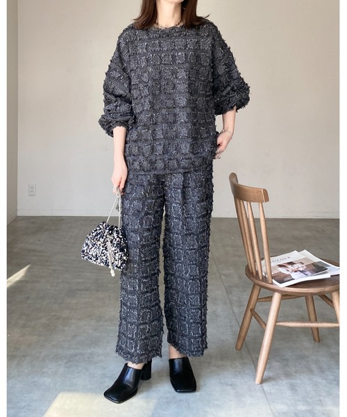 She's Closet(シーズクローゼット)の「チェック柄フリンジジャガード長袖トップス&ワイドパンツスタイル セットアップ(セットアップ・レディース・ブラック/ネイビー/ベージュ・FREE)」の6枚目の写真