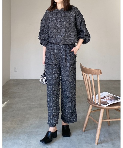 She's Closet(シーズクローゼット)の「チェック柄フリンジジャガード長袖トップス&ワイドパンツスタイル セットアップ(セットアップ・レディース・ブラック/ネイビー/ベージュ・FREE)」の9枚目の写真