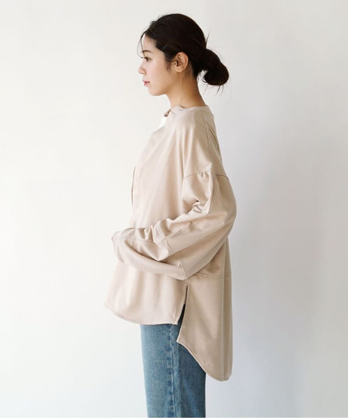 e-zakkamania stores（イーザッカマニアストアーズ）の「キーネック ボリュームスリーブ ルーズプルオーバー（Tシャツ/カットソー・レディース・ブラック/ダークブルー・M）」の13枚目の写真
