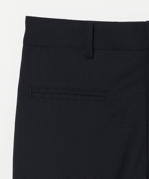 INSCRIRE(アンスクリア)の「Wool Rollup Slacks(スラックス・メンズ・ブラック/ストライプ・2/3)」の9枚目の写真