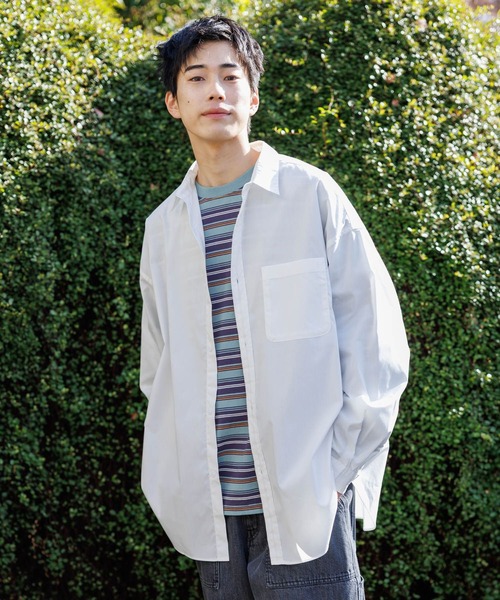 niko and...（ニコアンド）の「イージーケア無地ロングスリーブシャツ（シャツ/ブラウス・メンズ・オフホワイト/サックスブルー・MEDIUM/BIG(L)）」の2枚目の写真