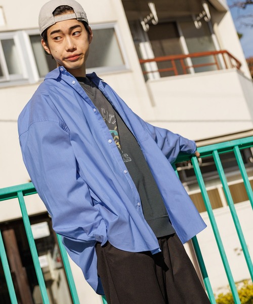 niko and...（ニコアンド）の「イージーケア無地ロングスリーブシャツ（シャツ/ブラウス・メンズ・オフホワイト/サックスブルー・MEDIUM/BIG(L)）」の11枚目の写真