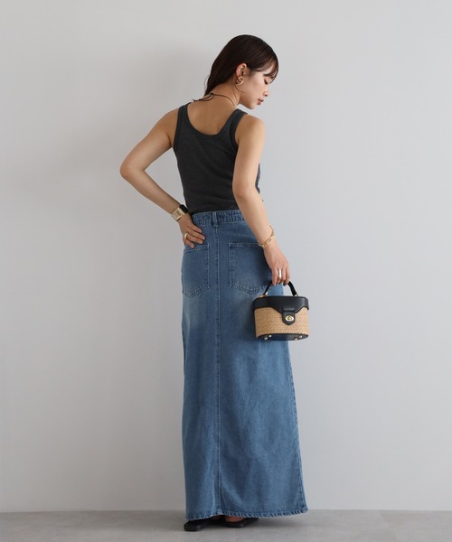 ENC（エンク）の「front slit denim skirt / フロントスリット