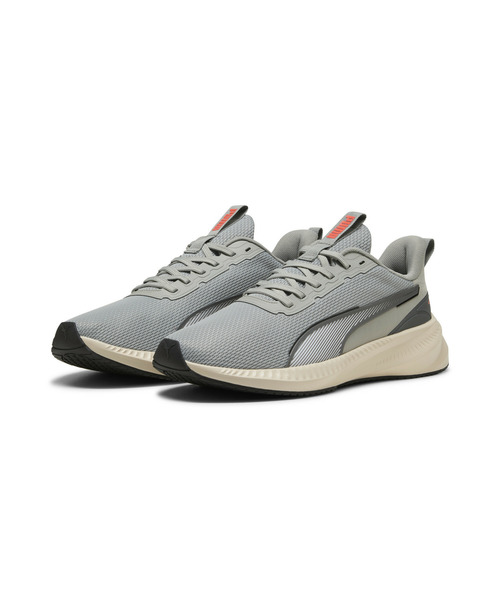 PUMA(プーマ)の「PUMA プーマ ユニセックス フライヤー ライト 3 ランニングシューズ(スニーカー・メンズ・ブラック/ブラック×ホワイト/グレー系その他6・29.0cm/23.0cm/24.0cm/25.0cm/26.0cm/27.0cm/28.0cm/25.5cm/26.5cm/27.5cm/28.5cm/29.5cm/30.0cm/22.5cm/23.5cm/24.5cm/22.0cm)」の19枚目の写真