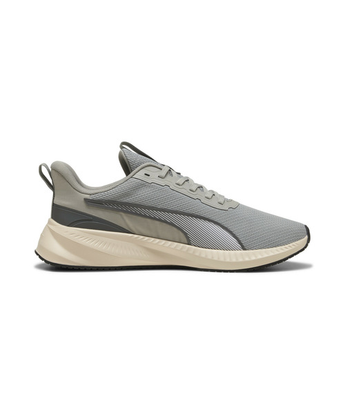 PUMA(プーマ)の「PUMA プーマ ユニセックス フライヤー ライト 3 ランニングシューズ(スニーカー・メンズ・ブラック/ブラック×ホワイト/グレー系その他6・29.0cm/23.0cm/24.0cm/25.0cm/26.0cm/27.0cm/28.0cm/25.5cm/26.5cm/27.5cm/28.5cm/29.5cm/30.0cm/22.5cm/23.5cm/24.5cm/22.0cm)」の22枚目の写真