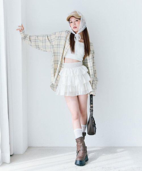 OLIVE des OLIVE（オリーブデオリーブ）の「フリルキャミ（キャミソール・レディース・ブラック/ブルー/レッド/オフホワイト・FREE）」の14枚目の写真