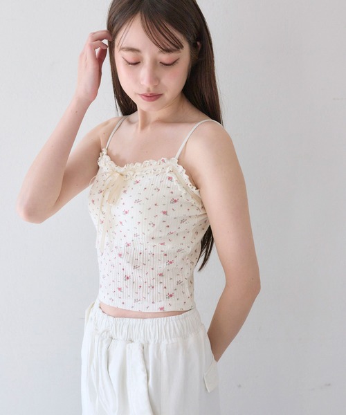 OLIVE des OLIVE（オリーブデオリーブ）の「フリルキャミ（キャミソール・レディース・ブラック/ブルー/レッド/オフホワイト・FREE）」の11枚目の写真