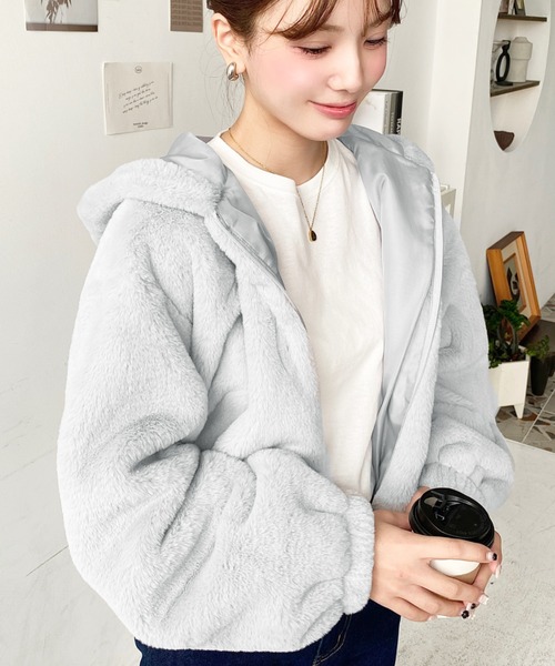 セール】ショート丈ジップパーカーフェイクファーブルゾン（パーカー