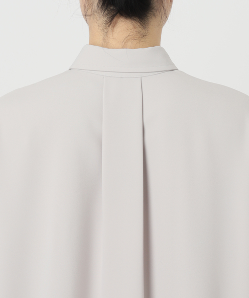 Noble(ノーブル)の「《追加》シーズンカラープレーンシャツ 12(シャツ/ブラウス・レディース・ホワイト/ベージュ・FREE)」の6枚目の写真