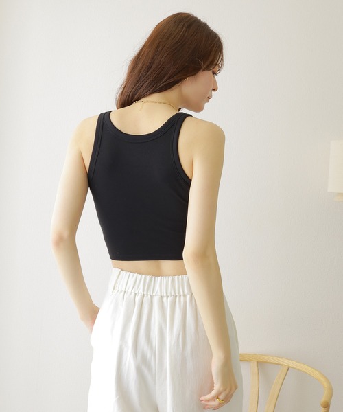 LAULEN(ローレン)の「rib cropped bra top /アメスリ リブ クロップドタンク(タンクトップ・レディース・ベージュ/ホワイト/ブラック/チャコールグレー・FREE)」の13枚目の写真
