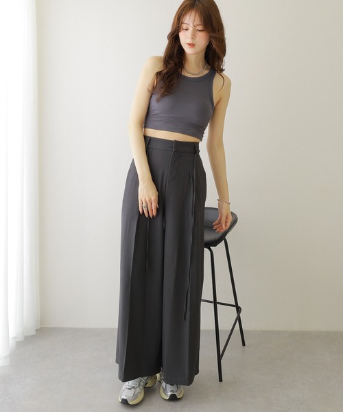 LAULEN(ローレン)の「rib cropped bra top /アメスリ リブ クロップドタンク(タンクトップ・レディース・ベージュ/ホワイト/ブラック/チャコールグレー・FREE)」の19枚目の写真