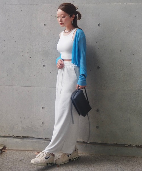 LAULEN(ローレン)の「rib cropped bra top /アメスリ リブ クロップドタンク(タンクトップ・レディース・ベージュ/ホワイト/ブラック/チャコールグレー・FREE)」の21枚目の写真