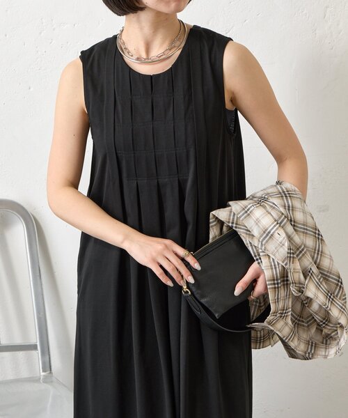 Jena espace merveilleux（ジェナ　エスパスメルヴェイユ）の「【美シルエット】フロントタックワンピース（ワンピース・レディース・ブラック/チャコールグレー/レッド・FREE）」の17枚目の写真