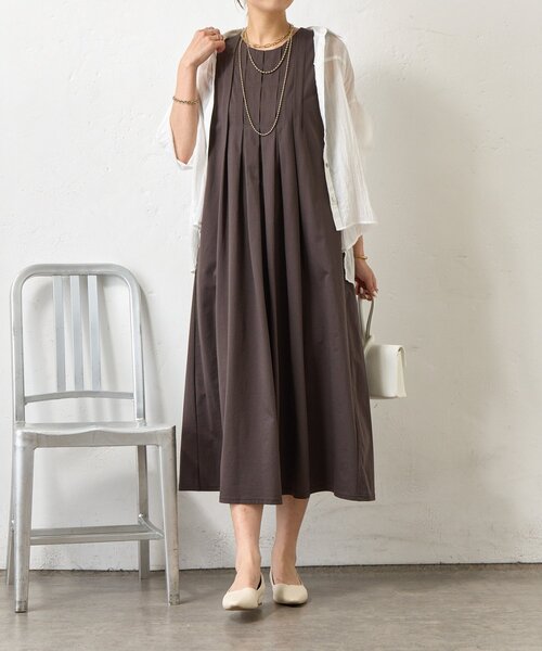 Jena espace merveilleux（ジェナ　エスパスメルヴェイユ）の「【美シルエット】フロントタックワンピース（ワンピース・レディース・ブラック/チャコールグレー/レッド・FREE）」の18枚目の写真