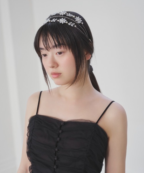 FURFUR(ファーファー)の「【上國料萌衣コラボ】ティアラカチューシャ(カチューシャ・レディース・ゴールド/シルバー・FREE)」の6枚目の写真