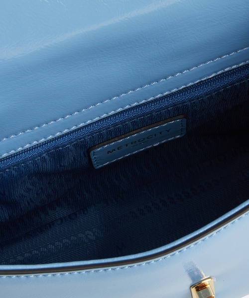 METROCITY（メトロシティ）の「【メトロシティ】牛革 ビクトリアグロッシーショルダーバッグ スモール（ショルダーバッグ・レディース・ブルー/レッド・FREE）」の5枚目の写真