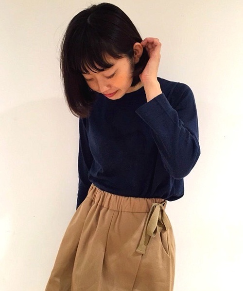 Kastane（カスタネ）の「裾スリットLS-PO（ニット/セーター・レディース・ネイビー/カーキ/グレー/パープル・FREE）」の3枚目の写真