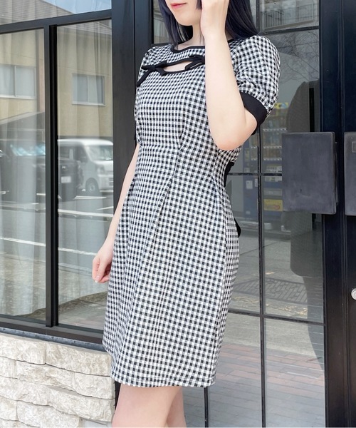 abc une face(アーベーセーアンフェイス)の「フロント開きバックリボンワンピース(ワンピース・レディース・ブラック/ベージュ/ブラック系その他・FREE)」の18枚目の写真