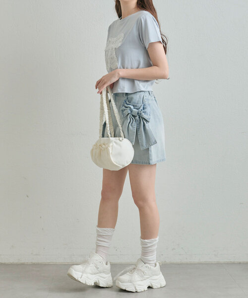 OLIVE des OLIVE(オリーブデオリーブ)の「リボンTシャツ(Tシャツ/カットソー・レディース・ネイビー/サックスブルー/オフホワイト・FREE)」の19枚目の写真