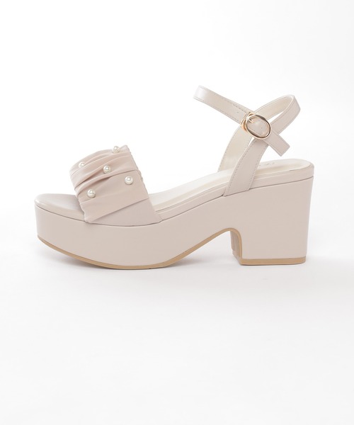 Honeys（ハニーズ）の「パール付ギャザーサンダル（サンダル・レディース・アイボリー/グレイッシュベージュ/ブラック・L/M/S）」の21枚目の写真