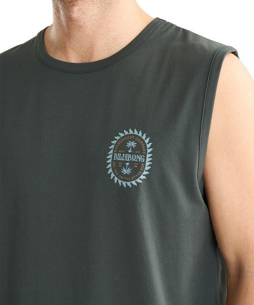 BILLABONG(ビラボン)の「BILLABONG メンズ SOFFTY TANK サーフタンクトップ 【2025年夏モデル】/ビラボン水陸両用UVケア伸縮速乾タンクトップラッシュガード(タンクトップ・メンズ・オフホワイト/レッド系その他・X-LARGE/LARGE/MEDIUM)」の3枚目の写真