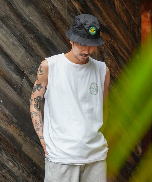 BILLABONG(ビラボン)の「BILLABONG メンズ SOFFTY TANK サーフタンクトップ 【2025年夏モデル】/ビラボン水陸両用UVケア伸縮速乾タンクトップラッシュガード(タンクトップ・メンズ・オフホワイト/レッド系その他・X-LARGE/LARGE/MEDIUM)」の14枚目の写真