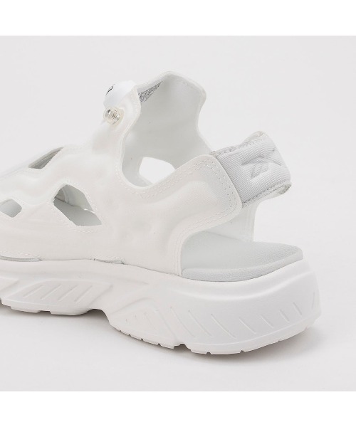 Reebok(リーボック)の「インスタ ポンプフューリー サンダル / INSTAPUMP FURY SANDAL(サンダル・メンズ・ブラック/ホワイト/ブラック×ホワイト/アイボリー・23.0cm/24.0cm/25.0cm/26.0cm/27.0cm/28.0cm/29.0cm/30.0cm)」の20枚目の写真