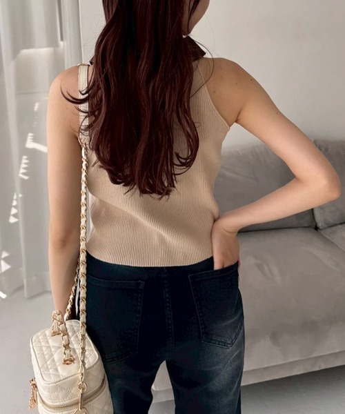 one after another NICE CLAUP(ワンアフターアナザーナイスクラップ)の「襟付きノースリニット(ニット/セーター・レディース・ブラック/ネイビー/ベージュ・FREE)」の10枚目の写真